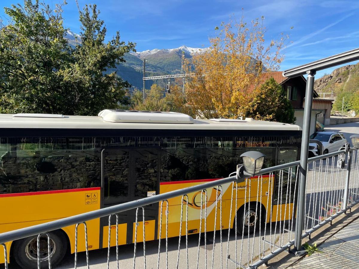 Ausserberg Visperblick 24-7 Parkplatz Und Fruehstueck Inklヴィラ エクステリア 写真