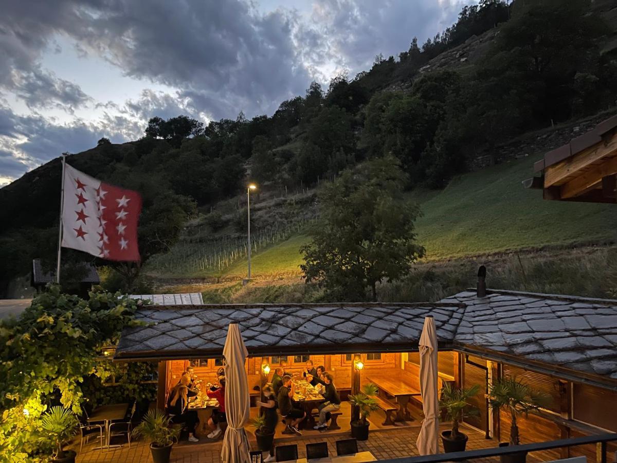 Ausserberg Visperblick 24-7 Parkplatz Und Fruehstueck Inklヴィラ エクステリア 写真